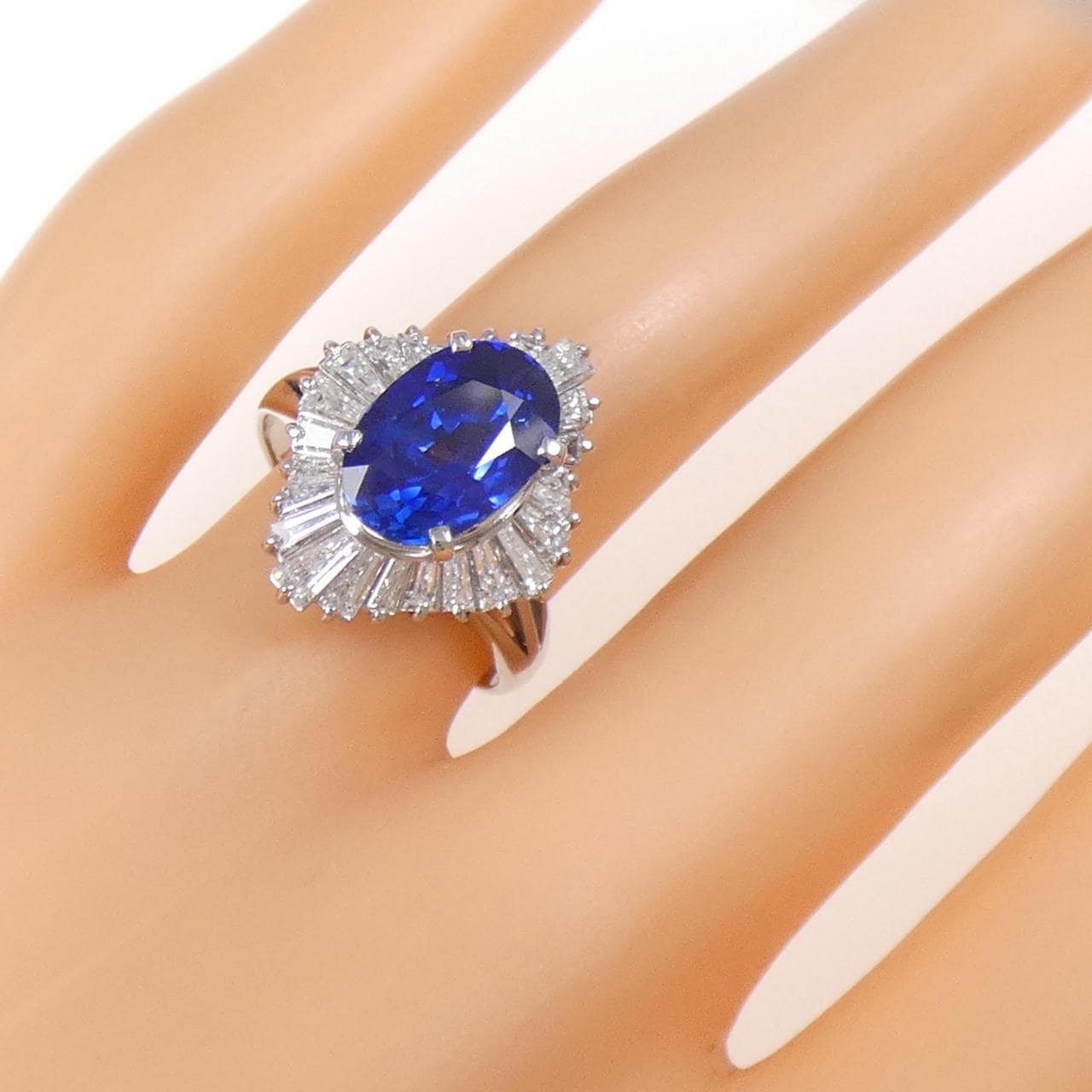 PM900 サファイヤ リング 3.17CT