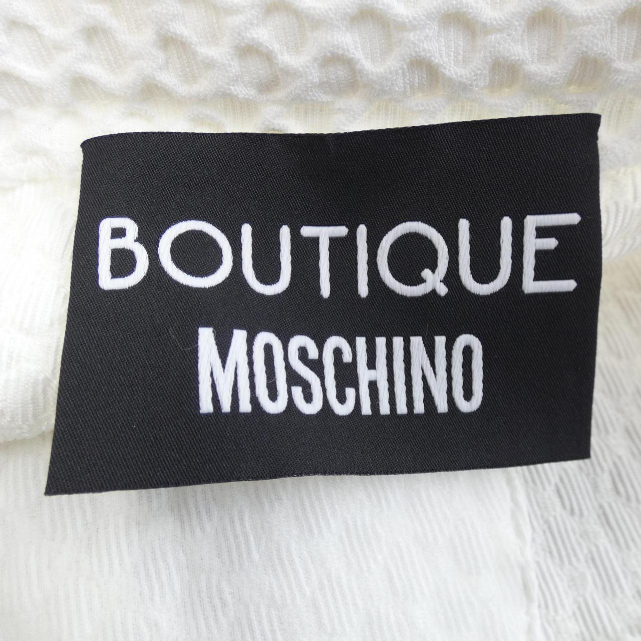 ブティックモスキーノ BOUTIQUE MOSCHINO スカート