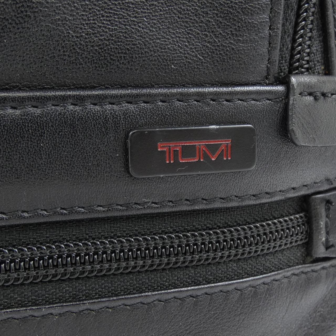 TUMI 96101DH BAG