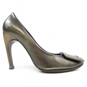 ロジェヴィヴィエ ROGER VIVIER パンプス