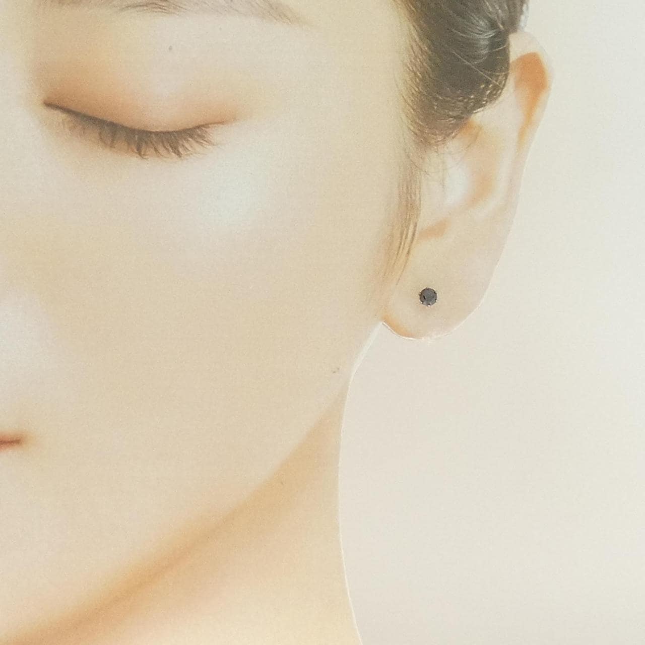 PT900 ダイヤモンド ピアス 0.30CT