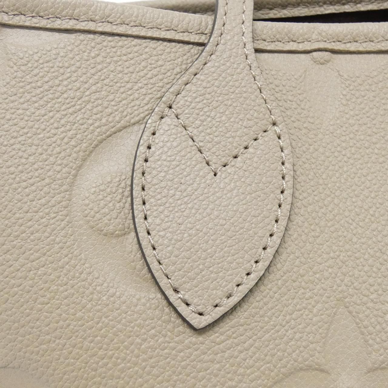 LOUIS VUITTON Monogram Empreinte Neverfull MM M45686 包