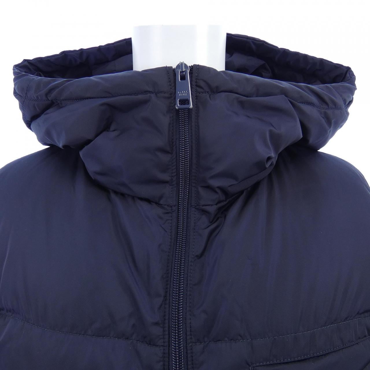 プラダ PRADA 29F430 S192 1WQ9 ダウンコート