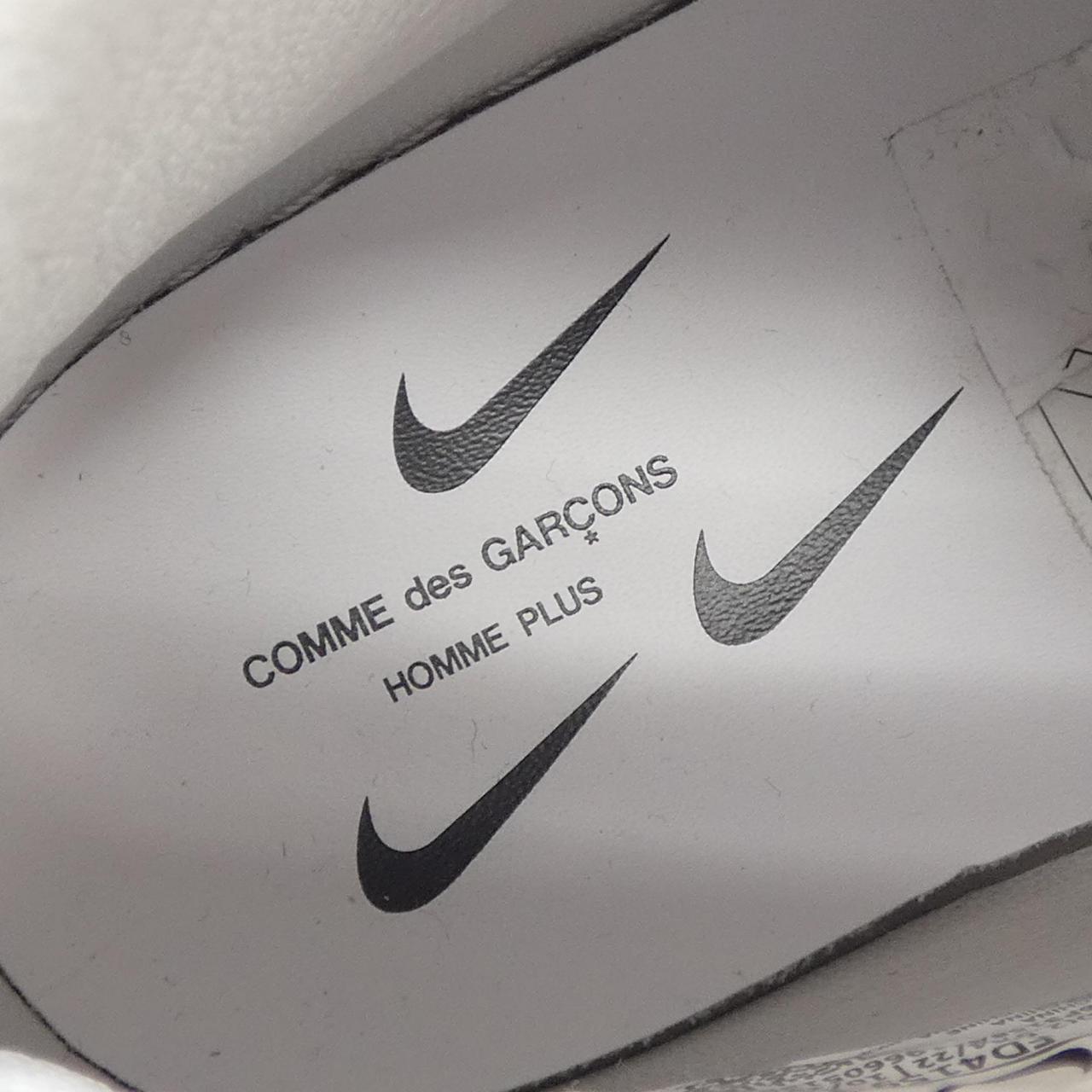 ナイキ NIKE スニーカー