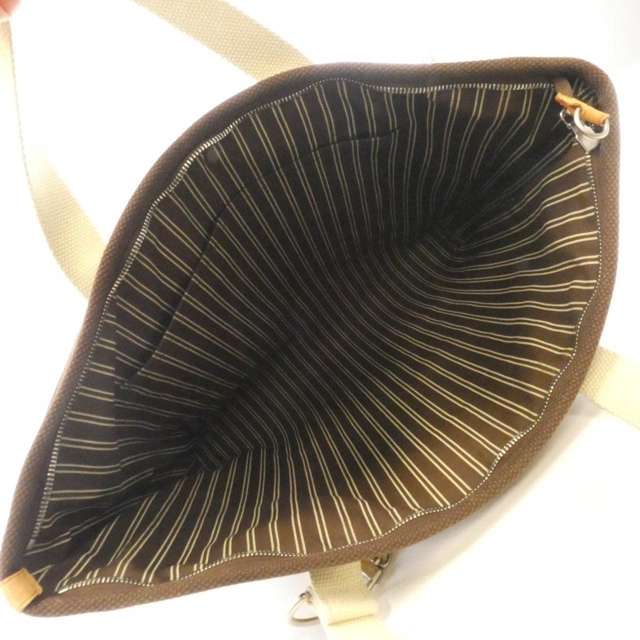 ルイヴィトン カバ GM M80662 バッグ