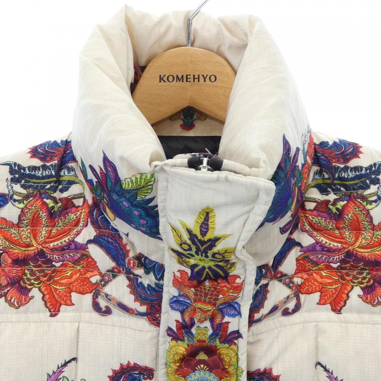 ジャストカバリ JUST CAVALLI ダウンベスト