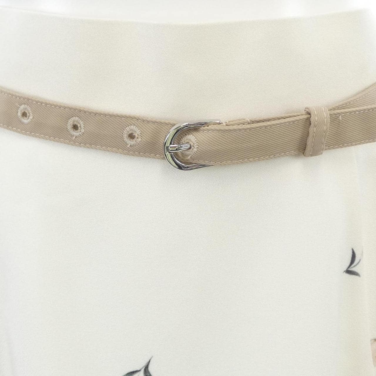 レッセパッセ LAISSE PASSE スカート