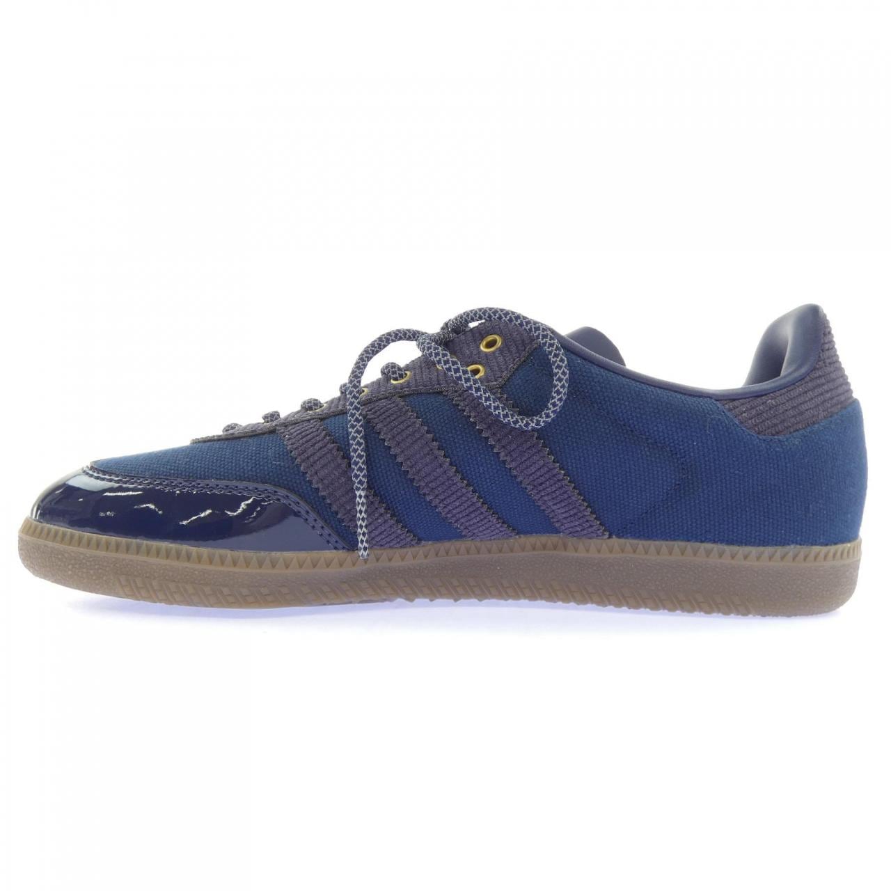 アディダス ADIDAS スニーカー