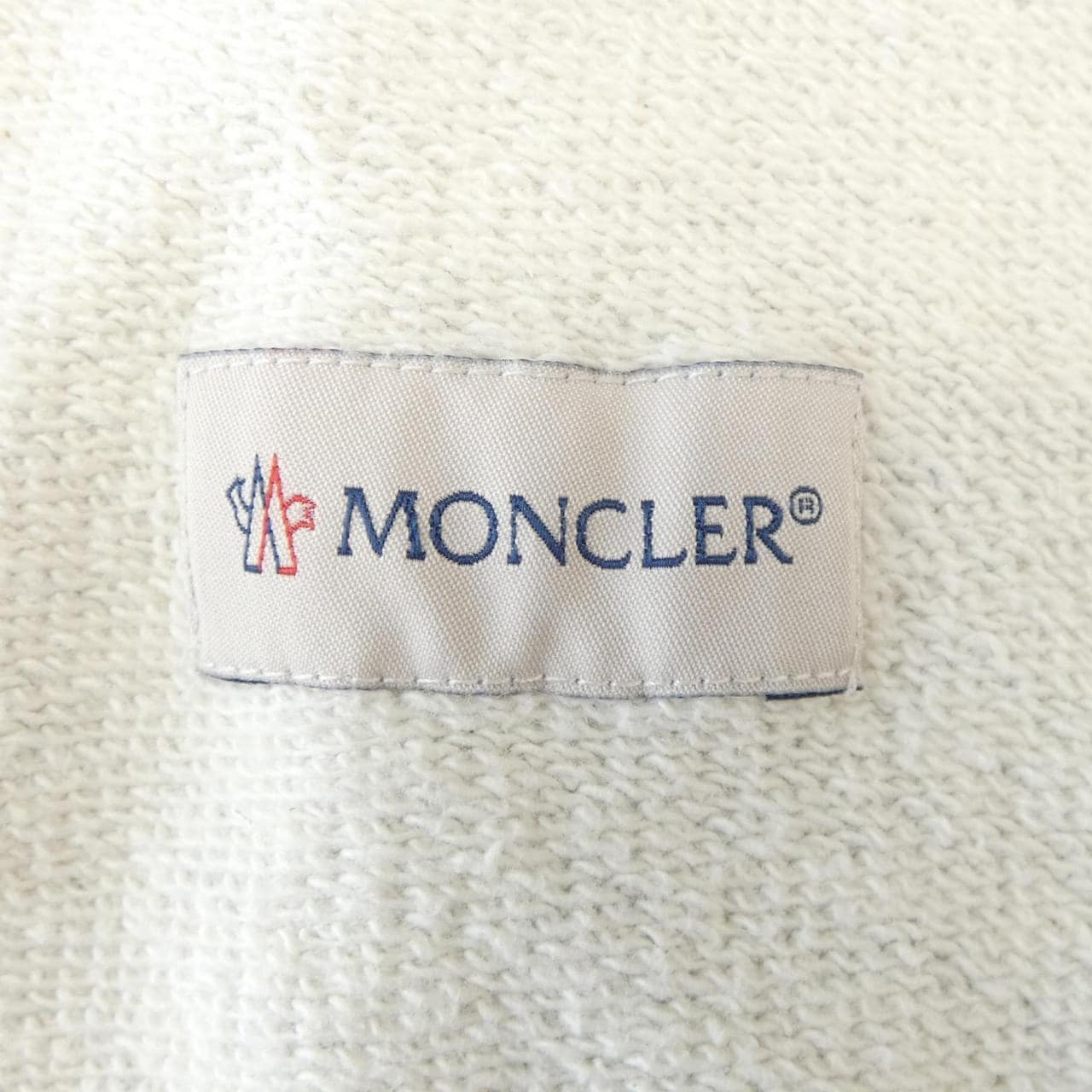 モンクレール MONCLER 10918H74010 ショートパンツ