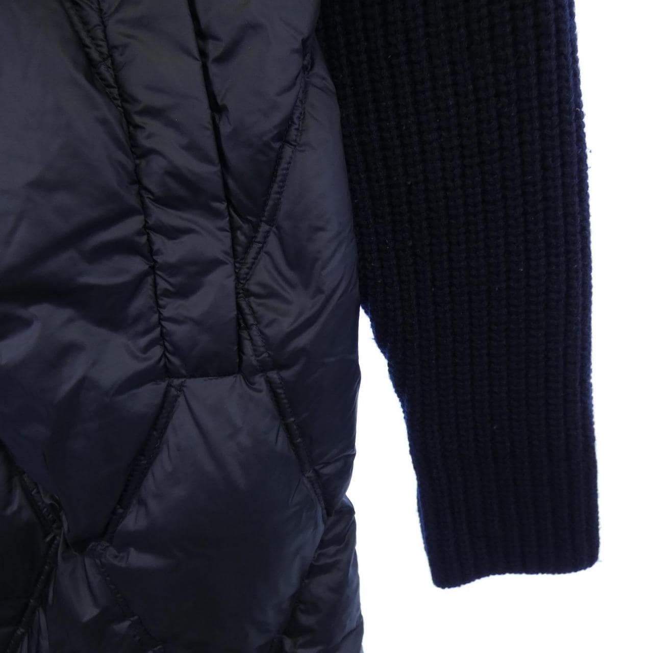 モンクレール MONCLER F20939B51800 ダウンコート