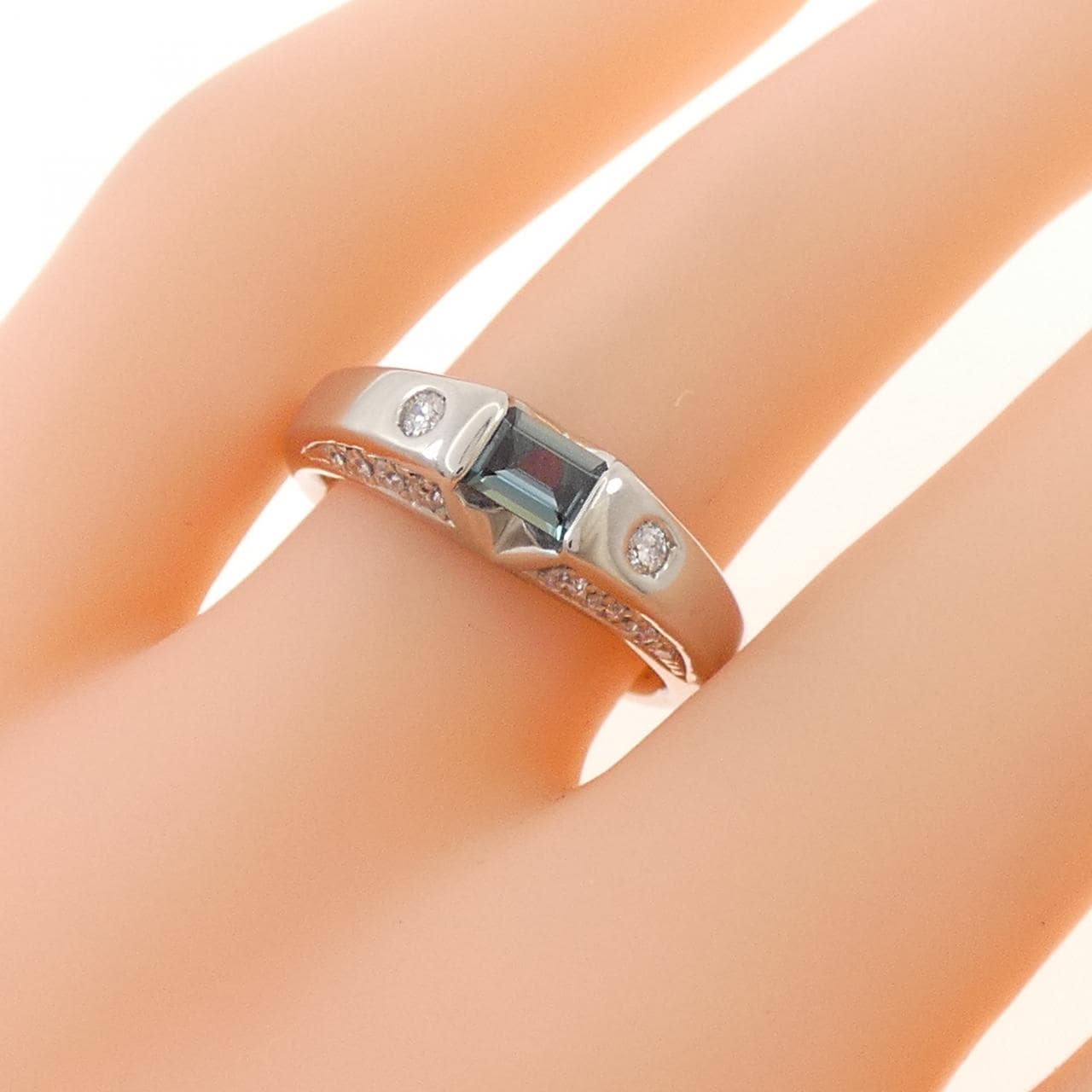 PT900 アレキサンドライト リング 0.30CT