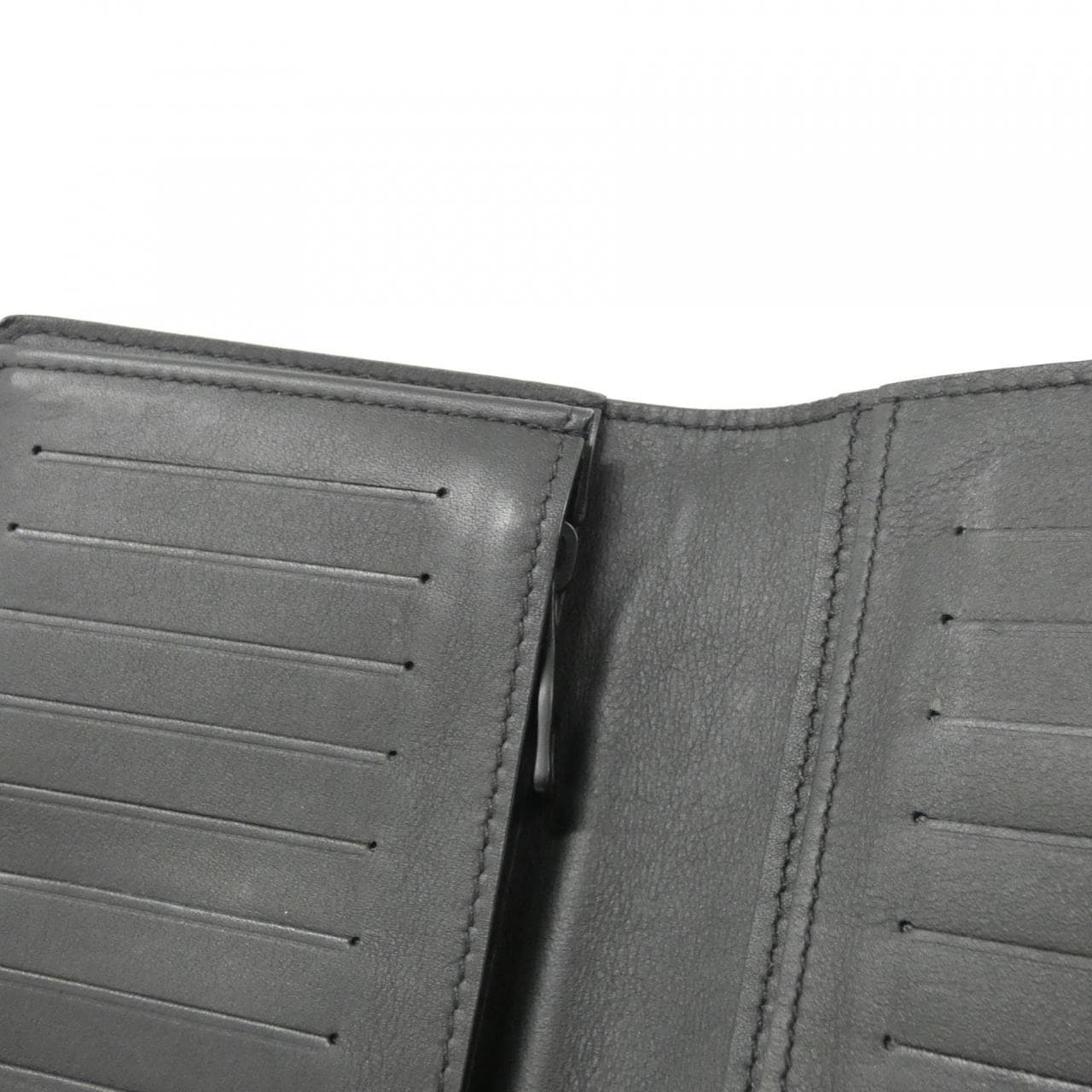 LOUIS VUITTON Taurillon Monogram Portefeuille Brazza M69038 钱包