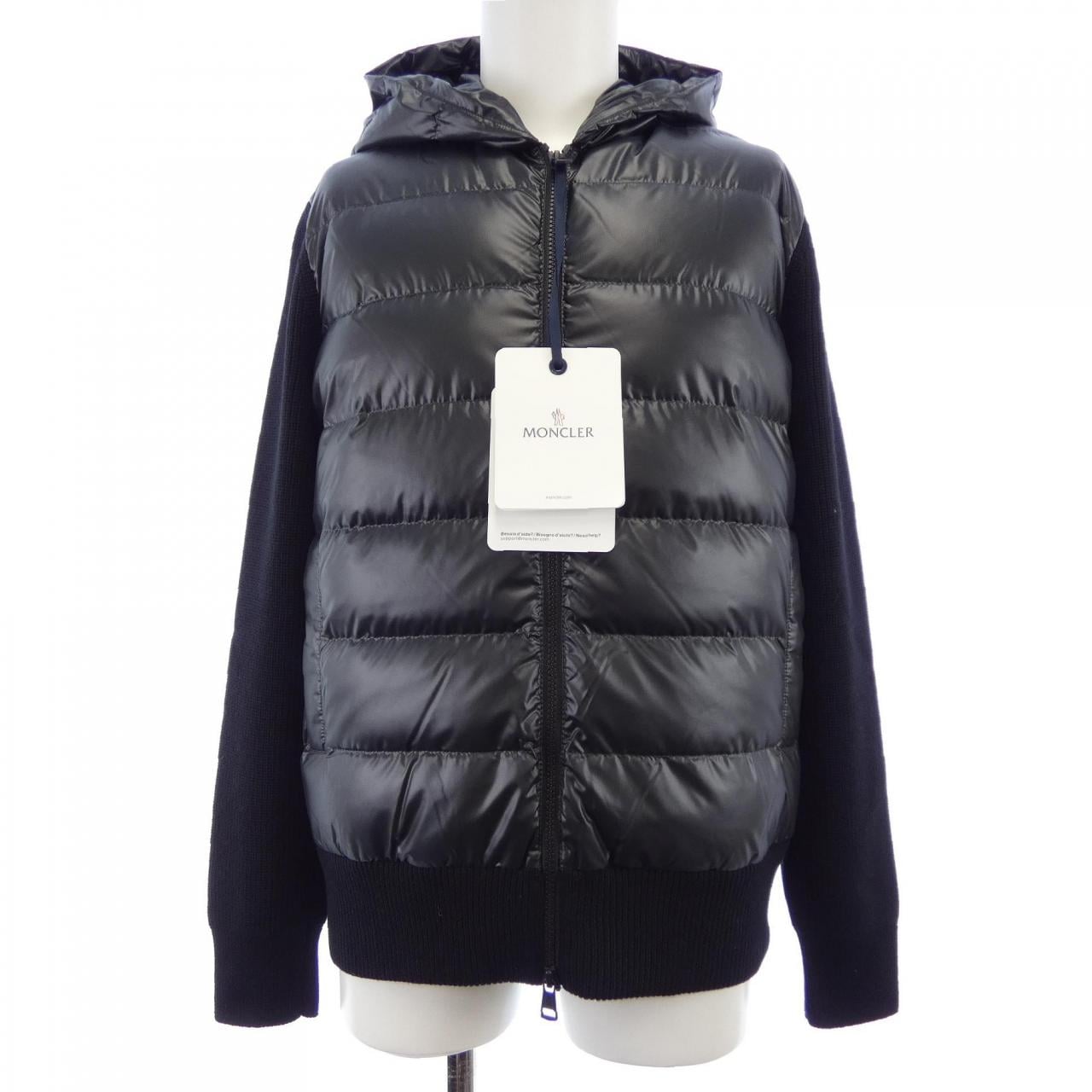 【新品】モンクレール MONCLER 20919B00028 M1131 ダウンジャケット