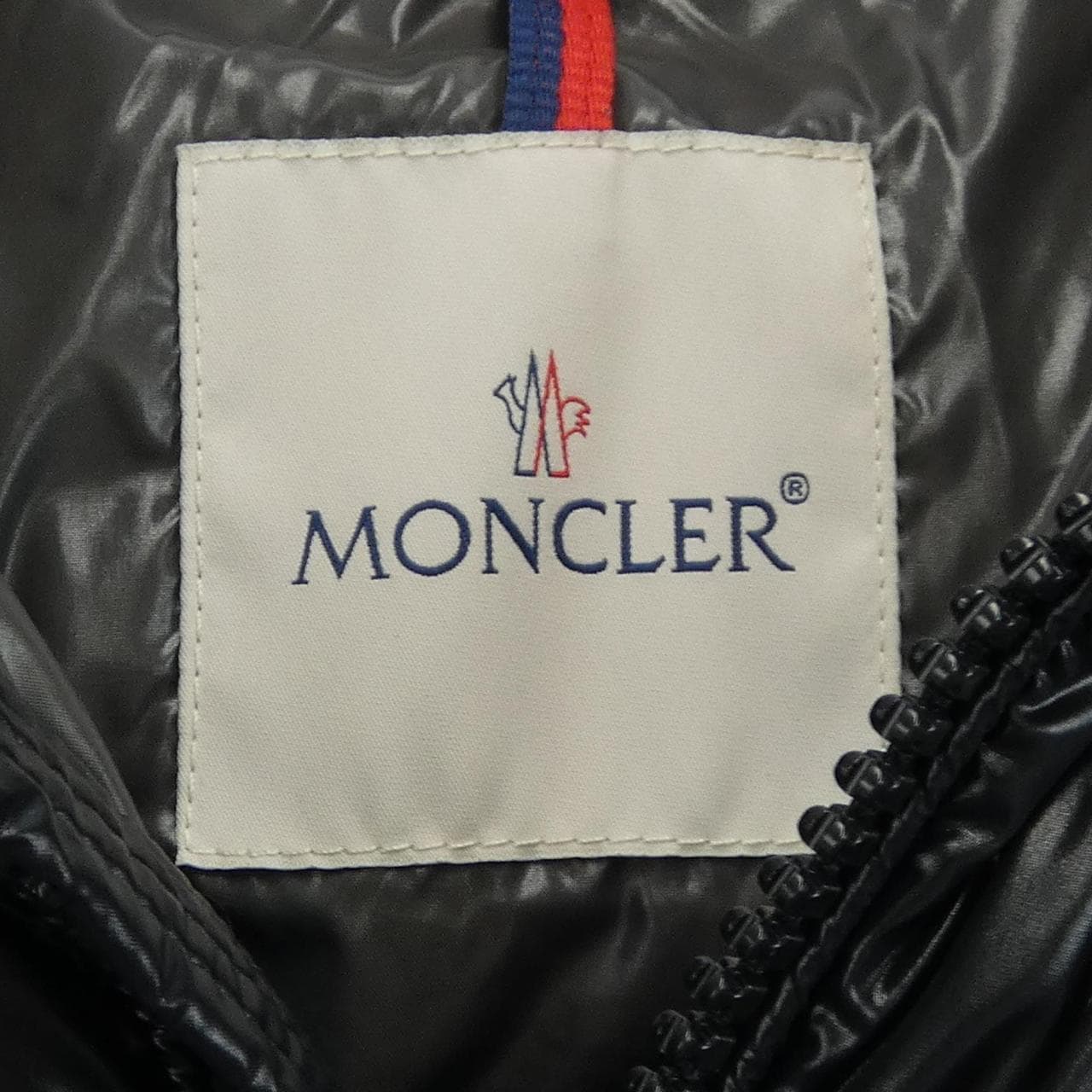 MONCLER蒙克勒羽绒服