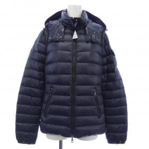 モンクレール MONCLER ダウンジャケット