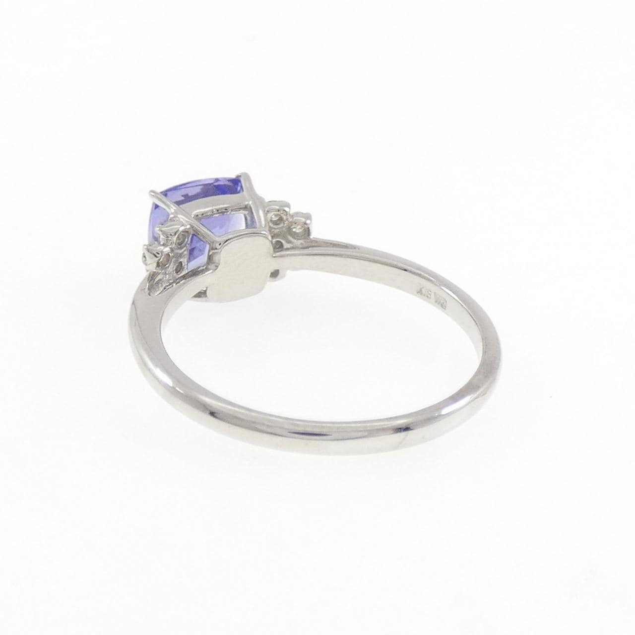 K18WG タンザナイト リング 1.00CT