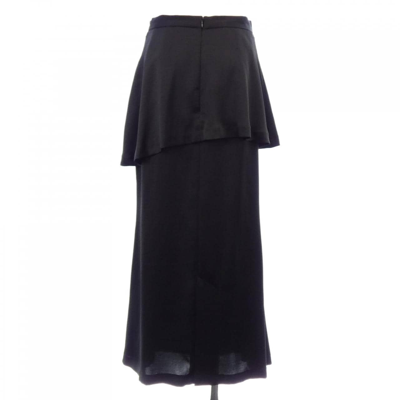 エミ emmi スカート