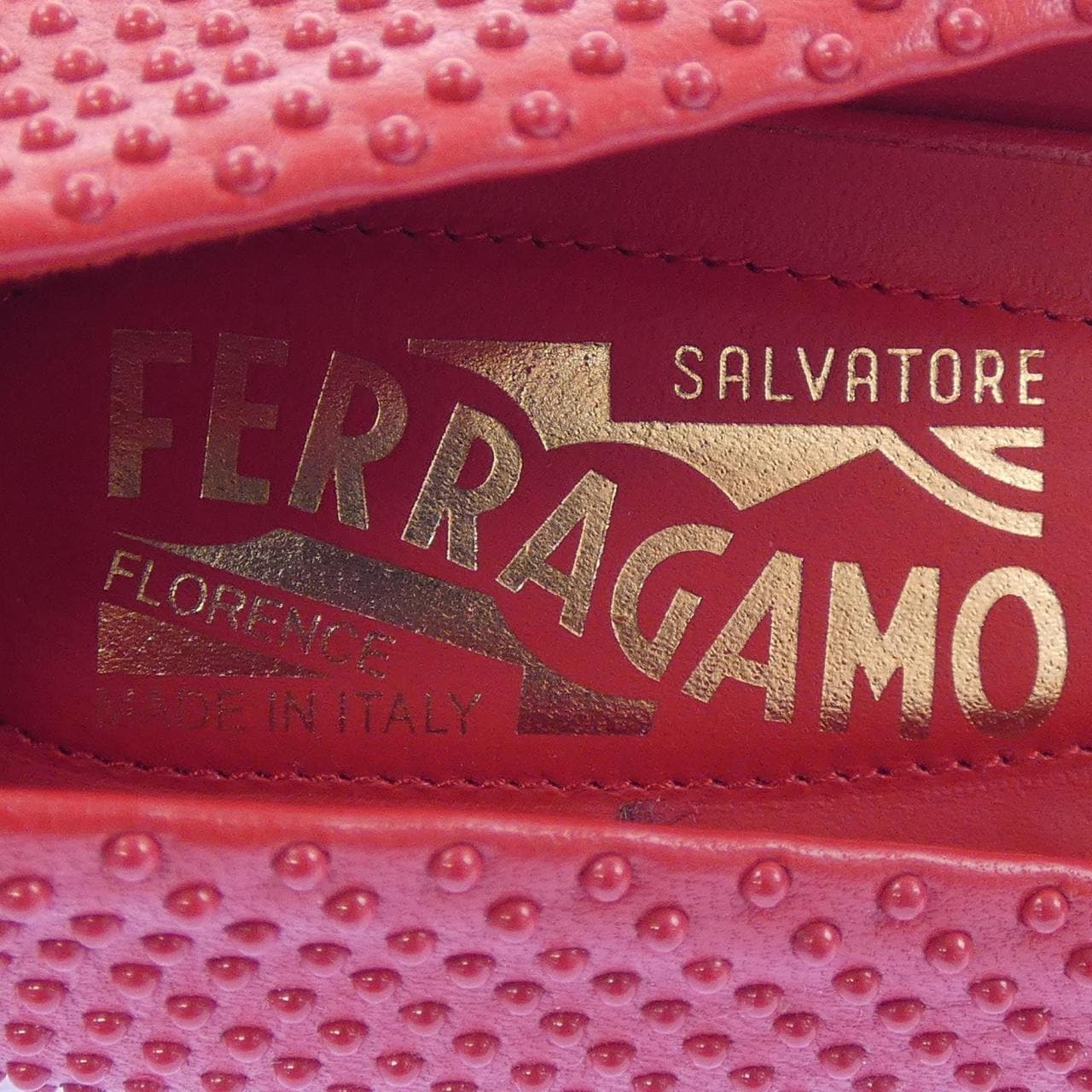 サルヴァトーレフェラガモ SALVATORE FERRAGAMO パンプス