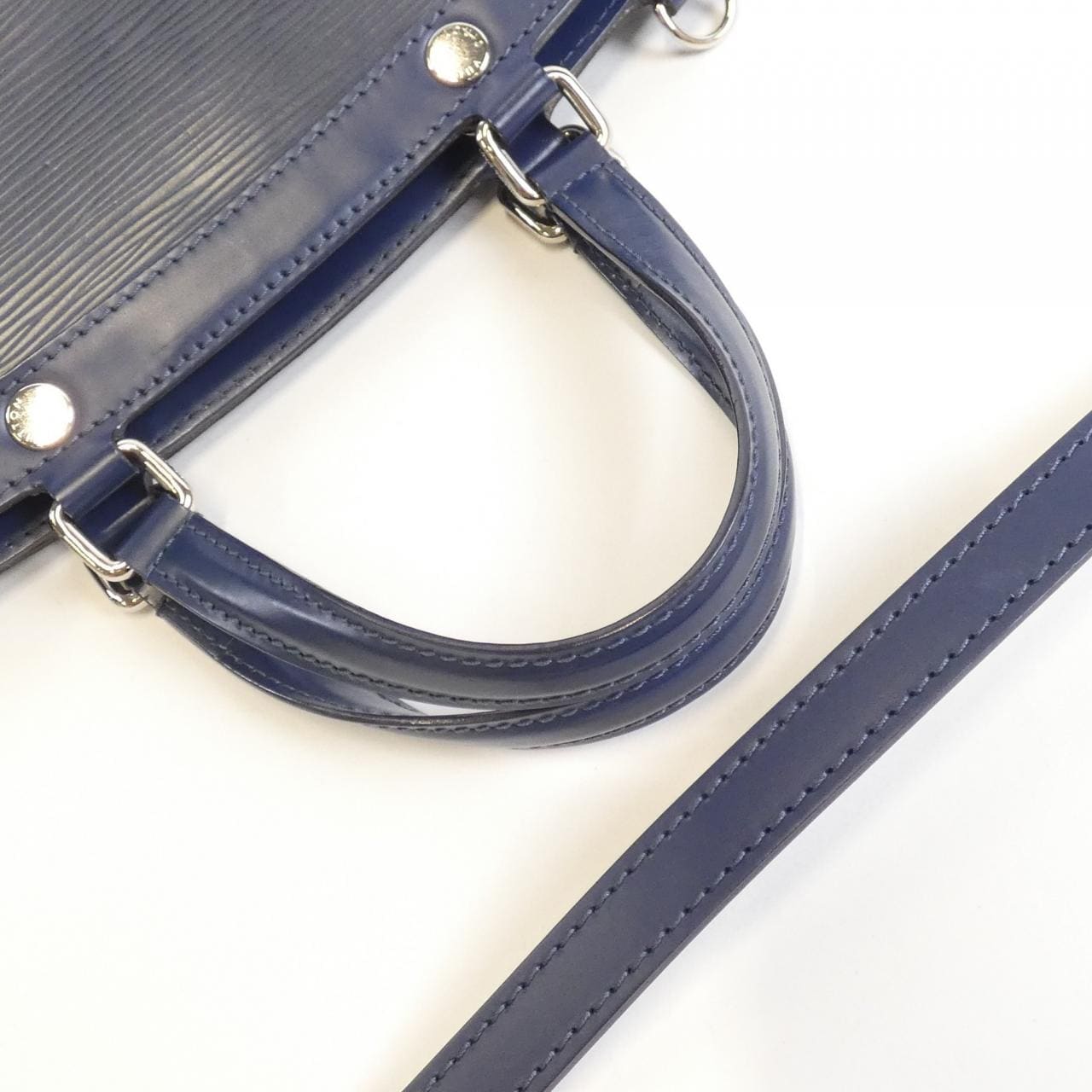 ルイヴィトン エピ ブレア MM M40821 バッグ