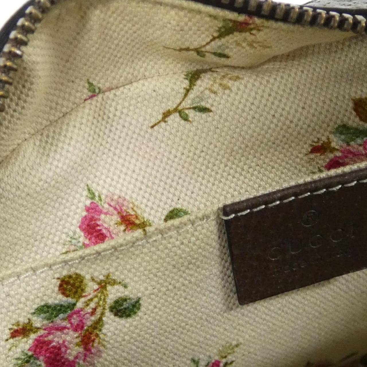 グッチ NEO VINTAGE 476466 K9GVT ショルダーバッグ