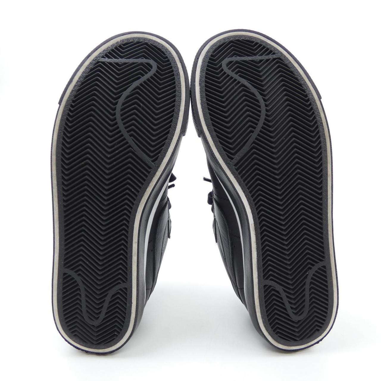 ナイキ NIKE スニーカー