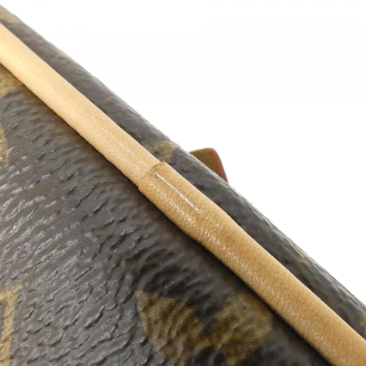 ルイヴィトン モノグラム ロッカー ドップ キット M83112 ポーチ