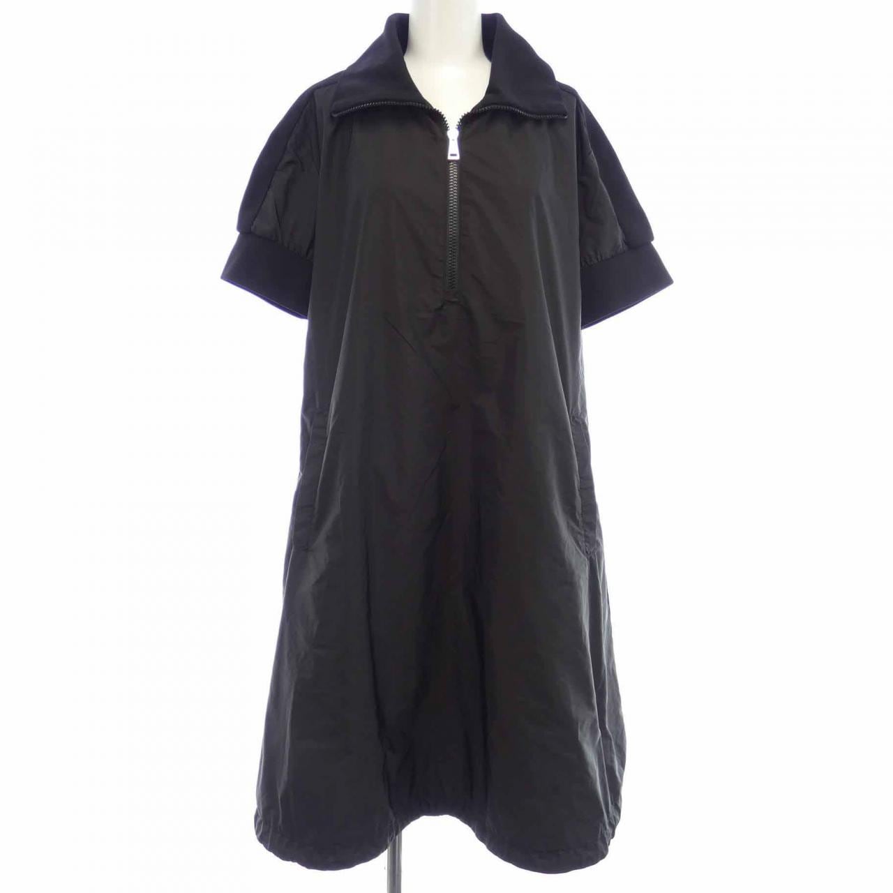モンクレール MONCLER H10932G00006 ワンピース