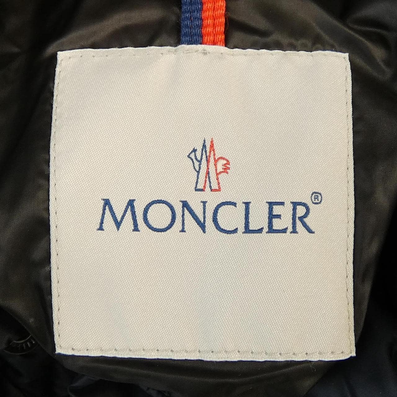 モンクレール MONCLER KORUM ダウンジャケット