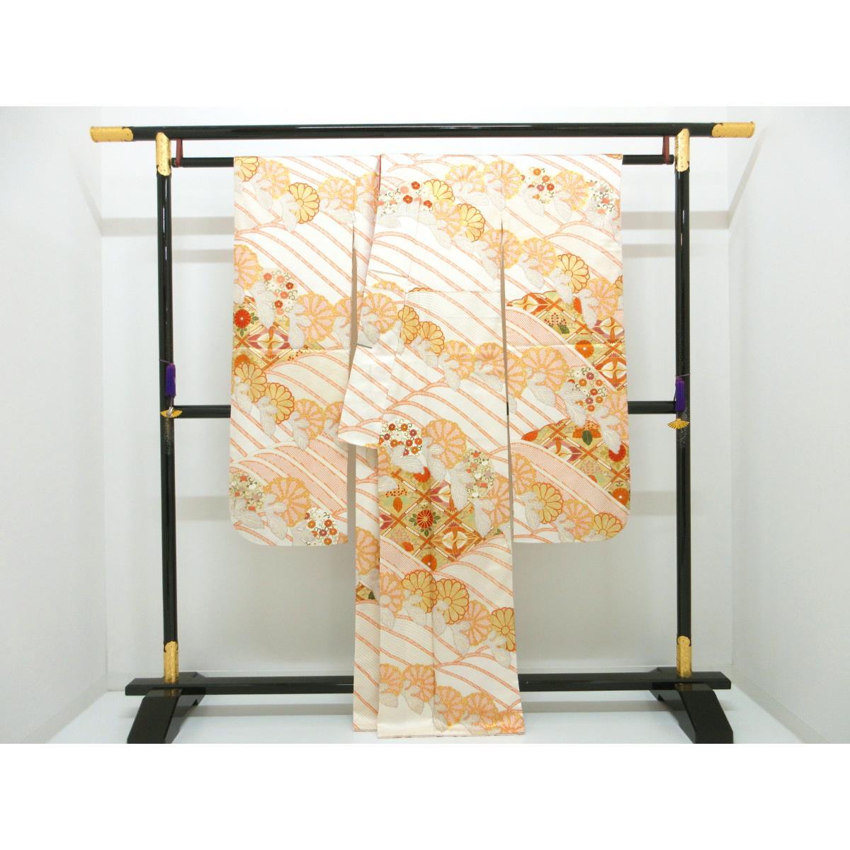 Furisode Yuzen gold color processing with embroidery