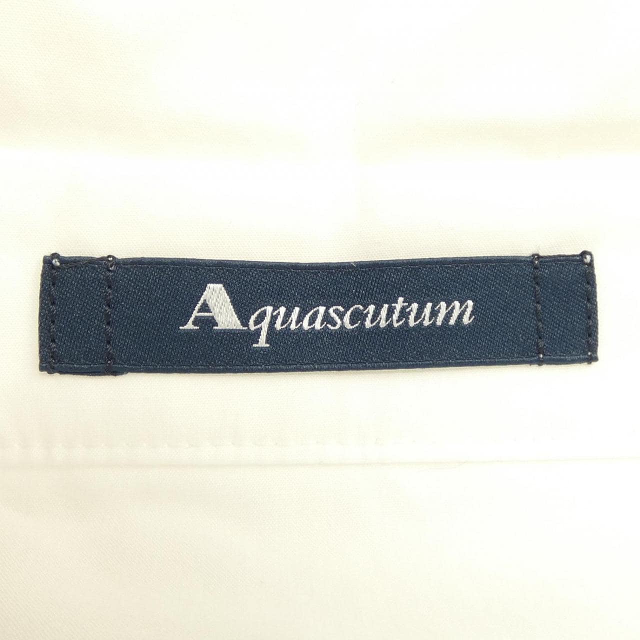 アクアスキュータム Aquascutum シャツ