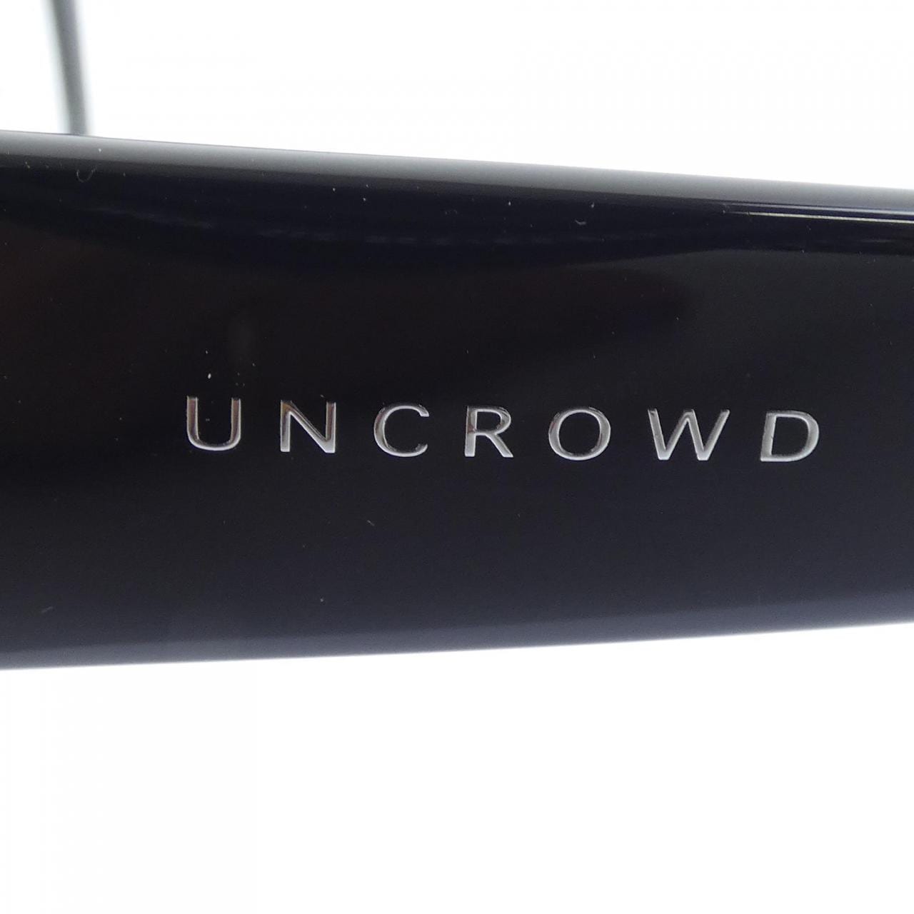 UNCROWD EYEWEAR