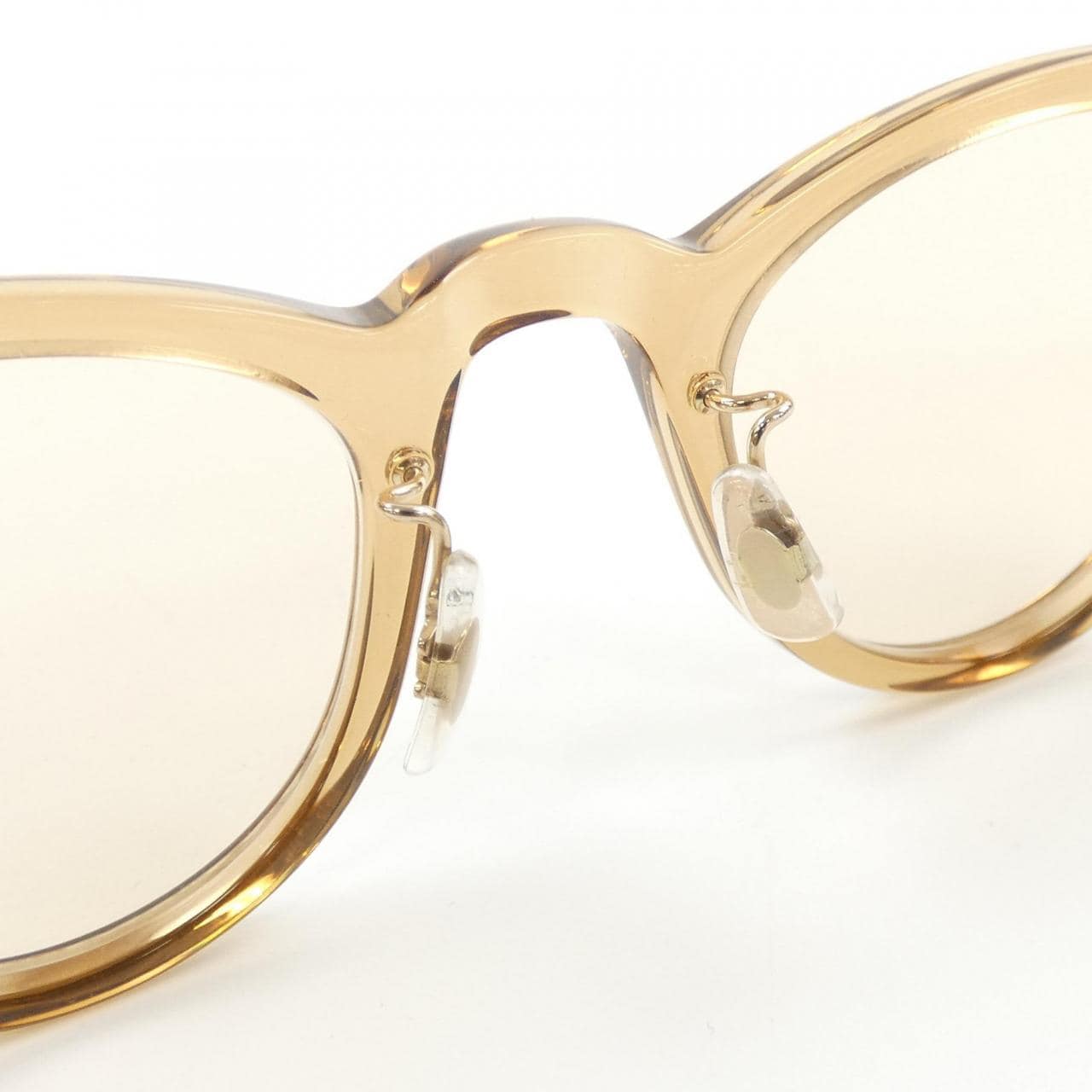 マメクロゴウチ Mame Kurogouchi SUNGLASSES