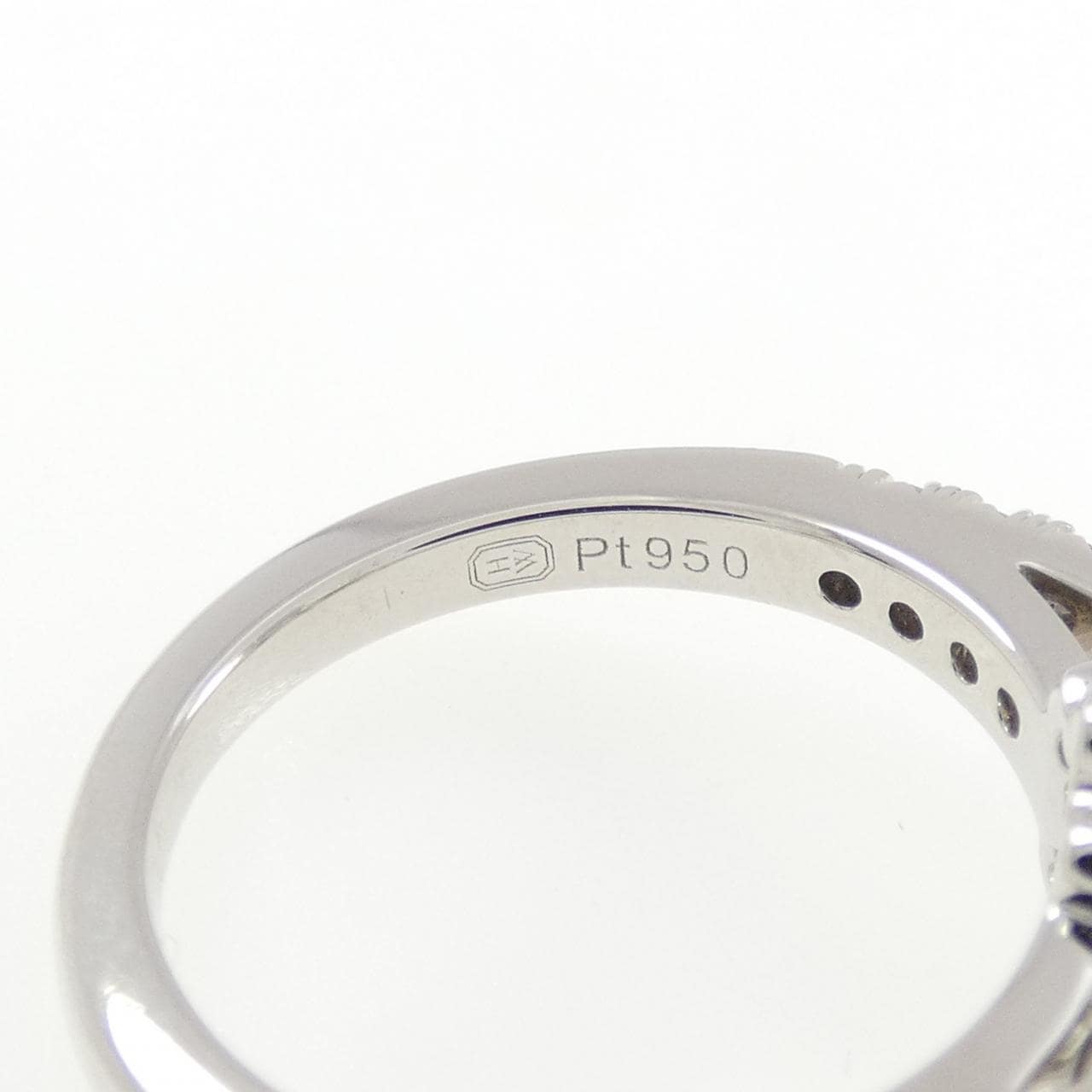 ハリーウィンストン サンフラワー スモール リング 0.73CT E VVS2 3EXT