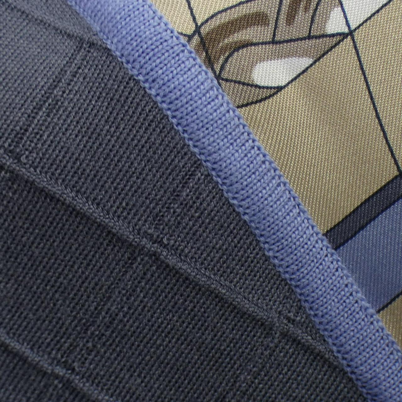 エルメス HERMES トップス