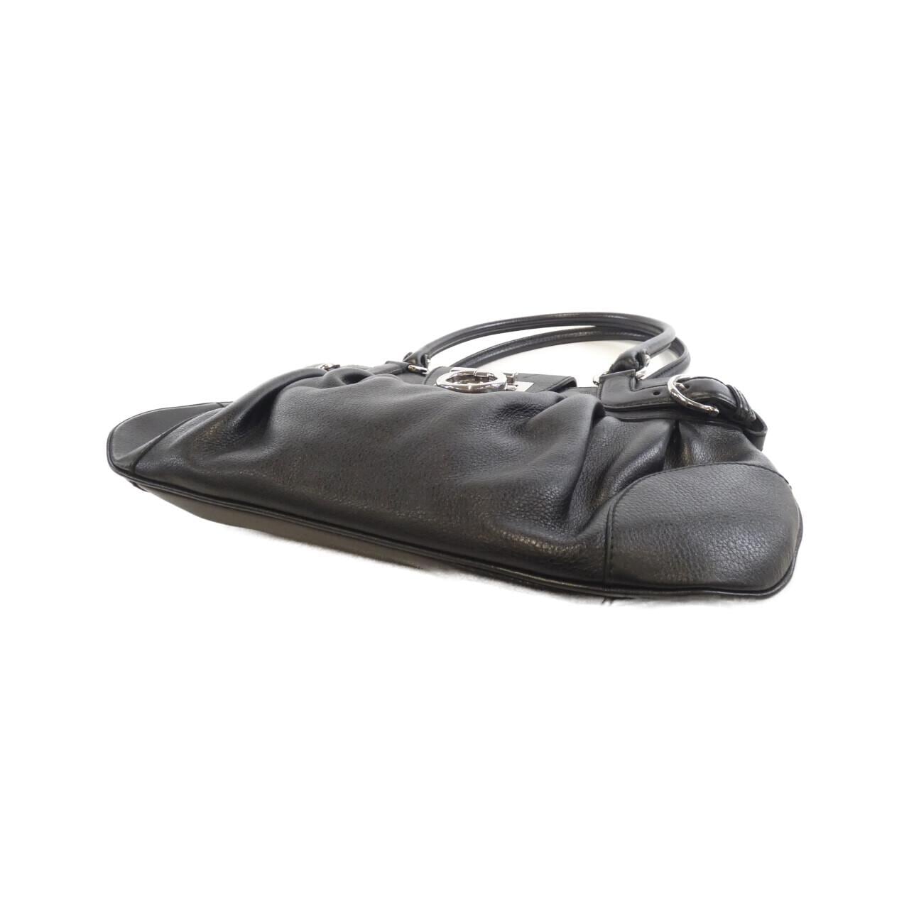 サルヴァトーレフェラガモ 21 6317 ショルダーバッグ