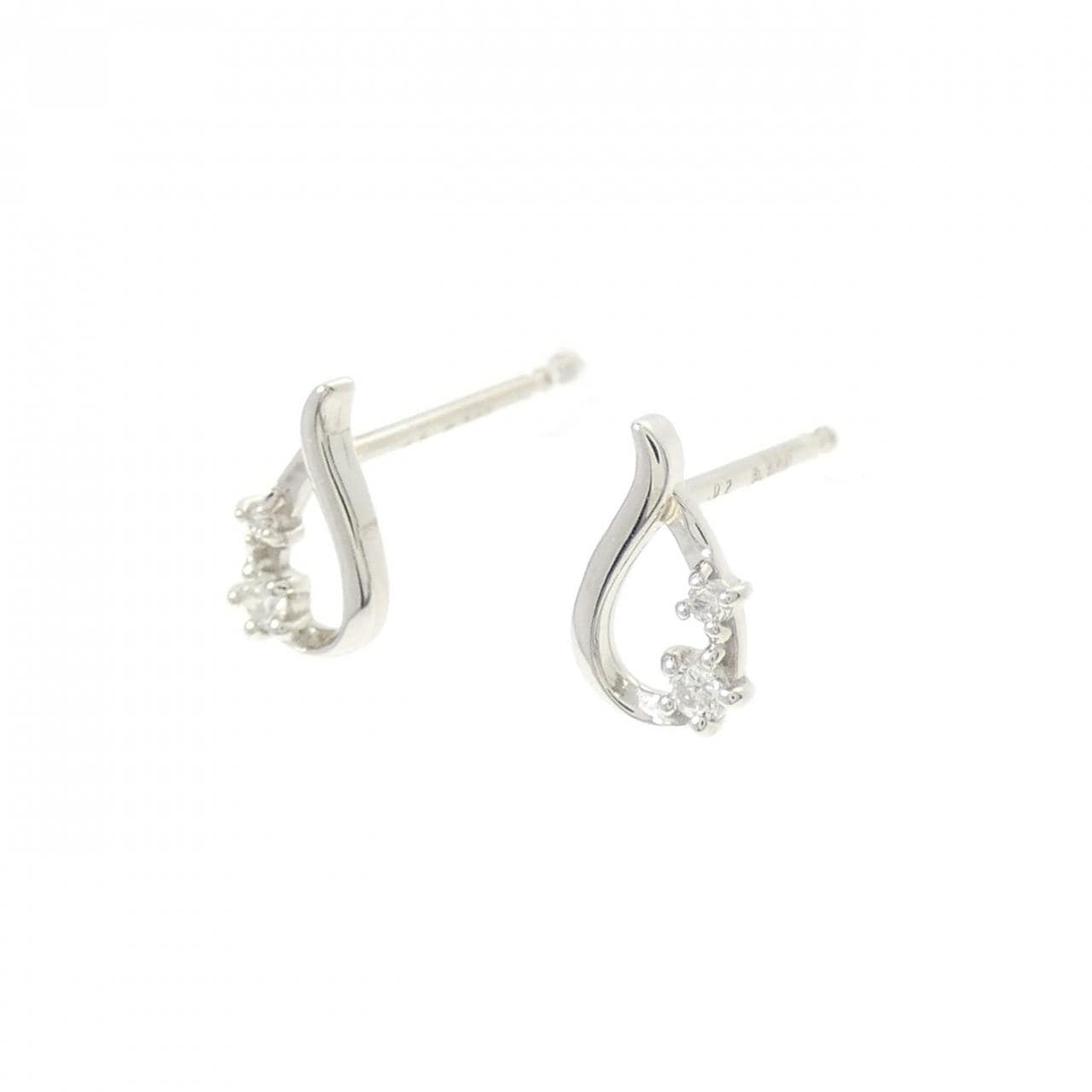 【新品】PT ダイヤモンド ピアス 0.04CT