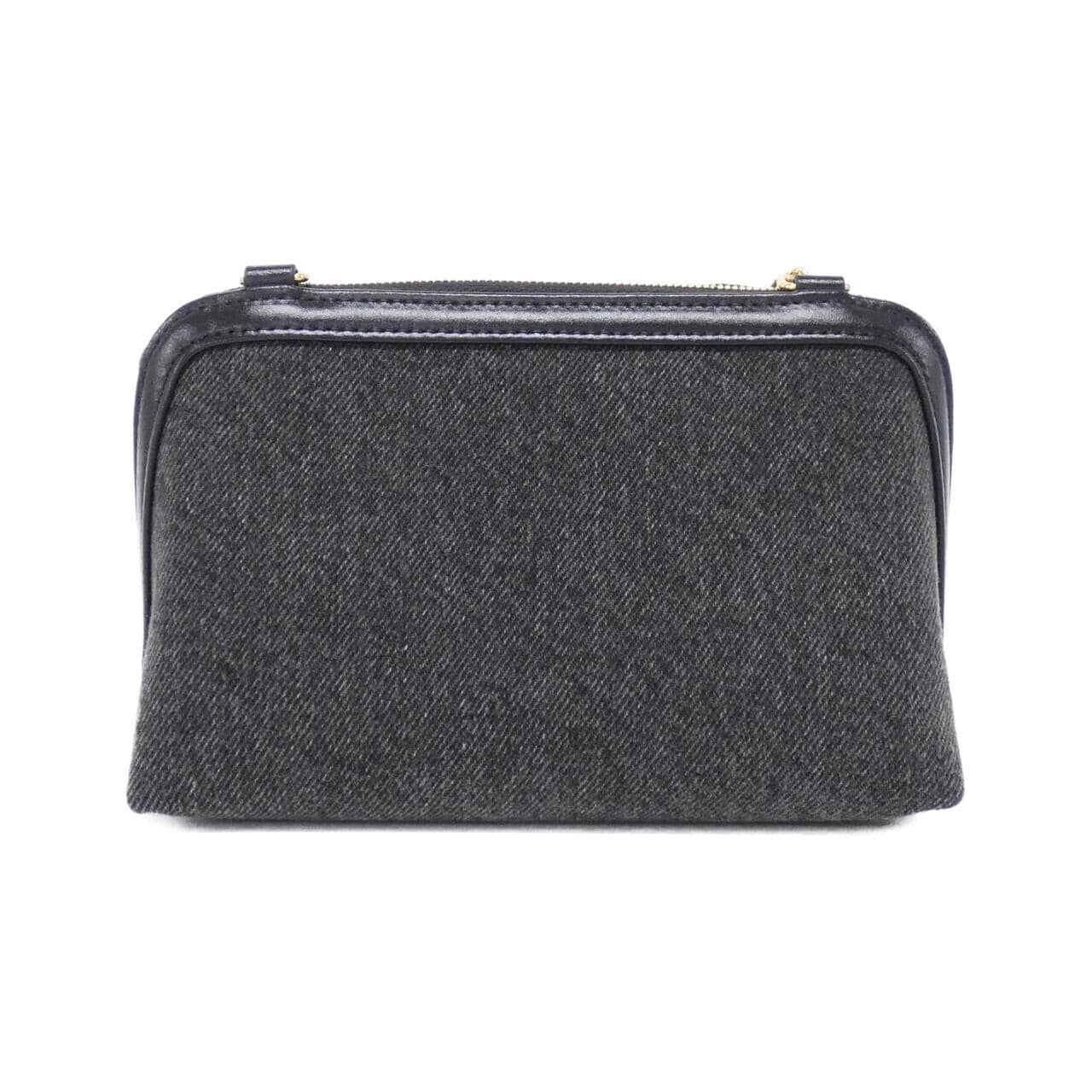 セリーヌ チェーン クラッチ キュイル トリオンフ 10E382GV3 ショルダーバッグ