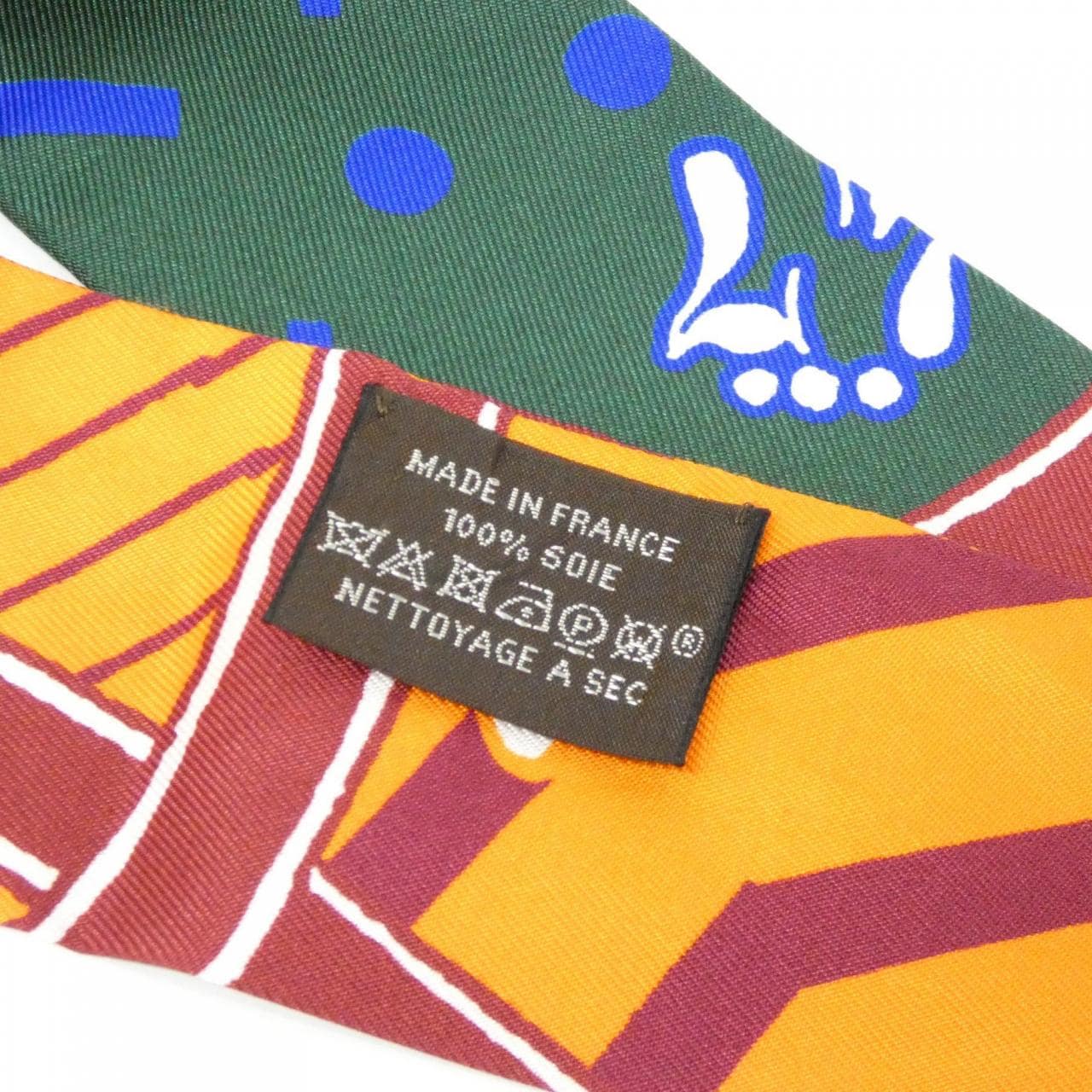 エルメス JEU DE SOIE UNIFORME ツイリー 063229S スカーフ