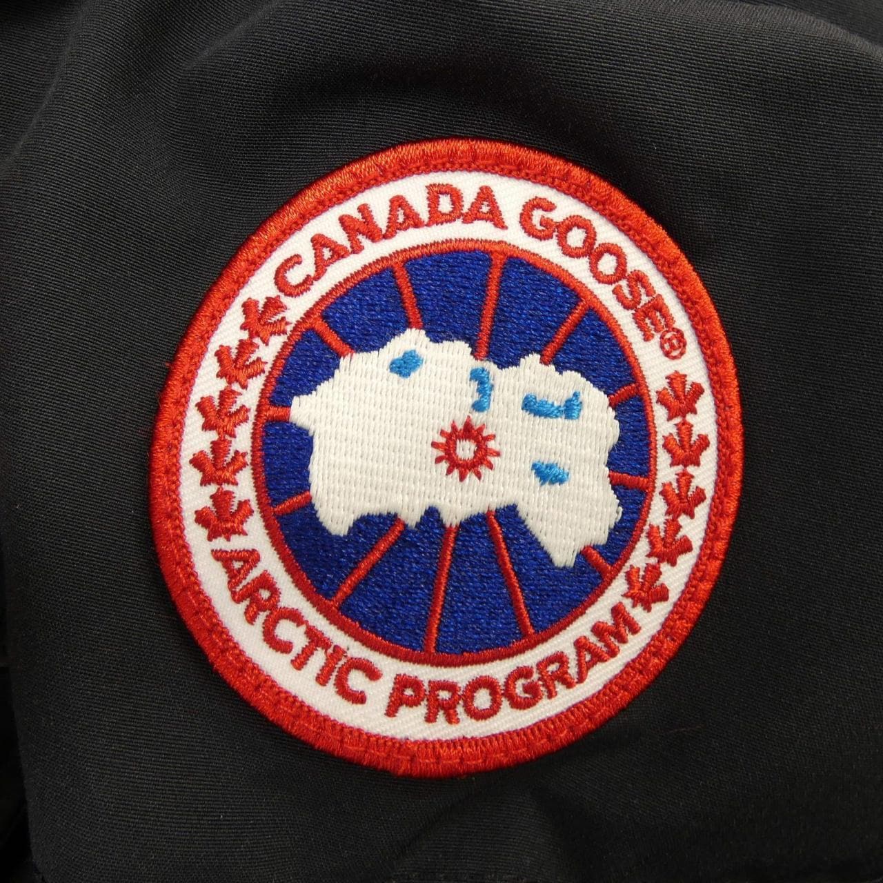 カナダグース CANADA GOOSE ダウンコート