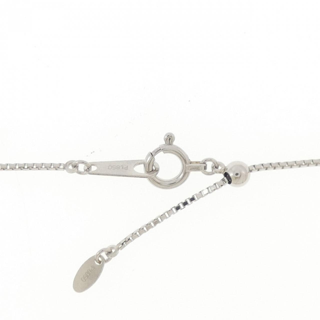 PT900/PT850 エメラルド ネックレス 0.34CT