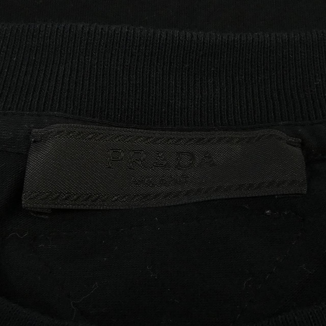 プラダ PRADA UJM492 S181 ILK Tシャツ