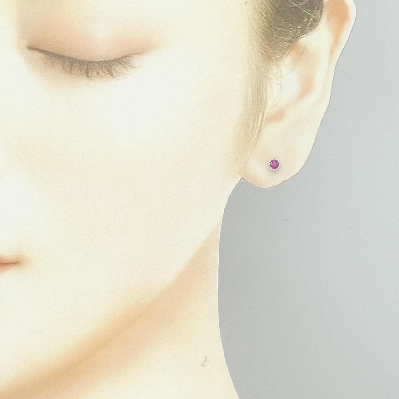PT900 ルビー ピアス