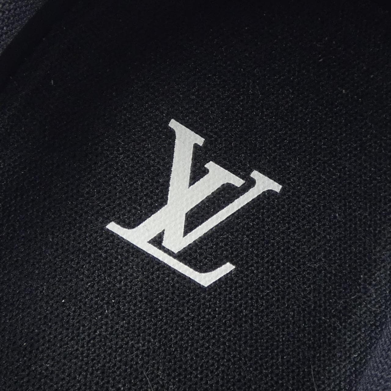 ルイヴィトン LOUIS VUITTON スニーカー