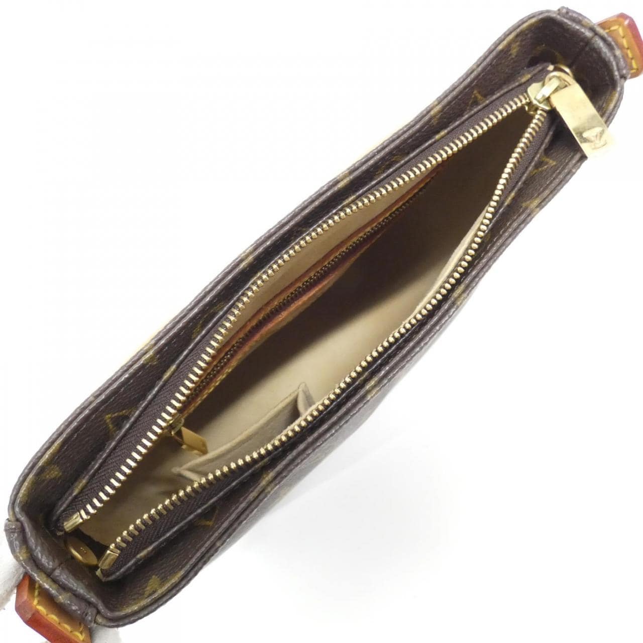 LOUIS VUITTON Monogram Looping MM M51146 Shoulder Bag