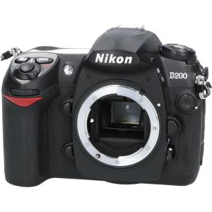 NIKON D200