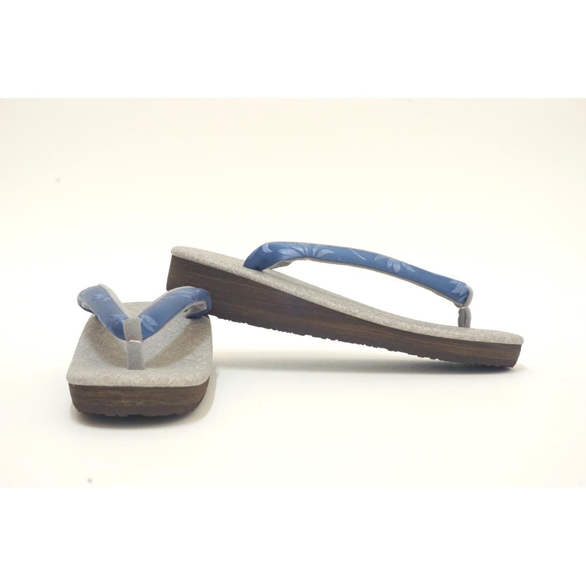 【新品】女草履　Ｌサイズ【カレンブロッソ】