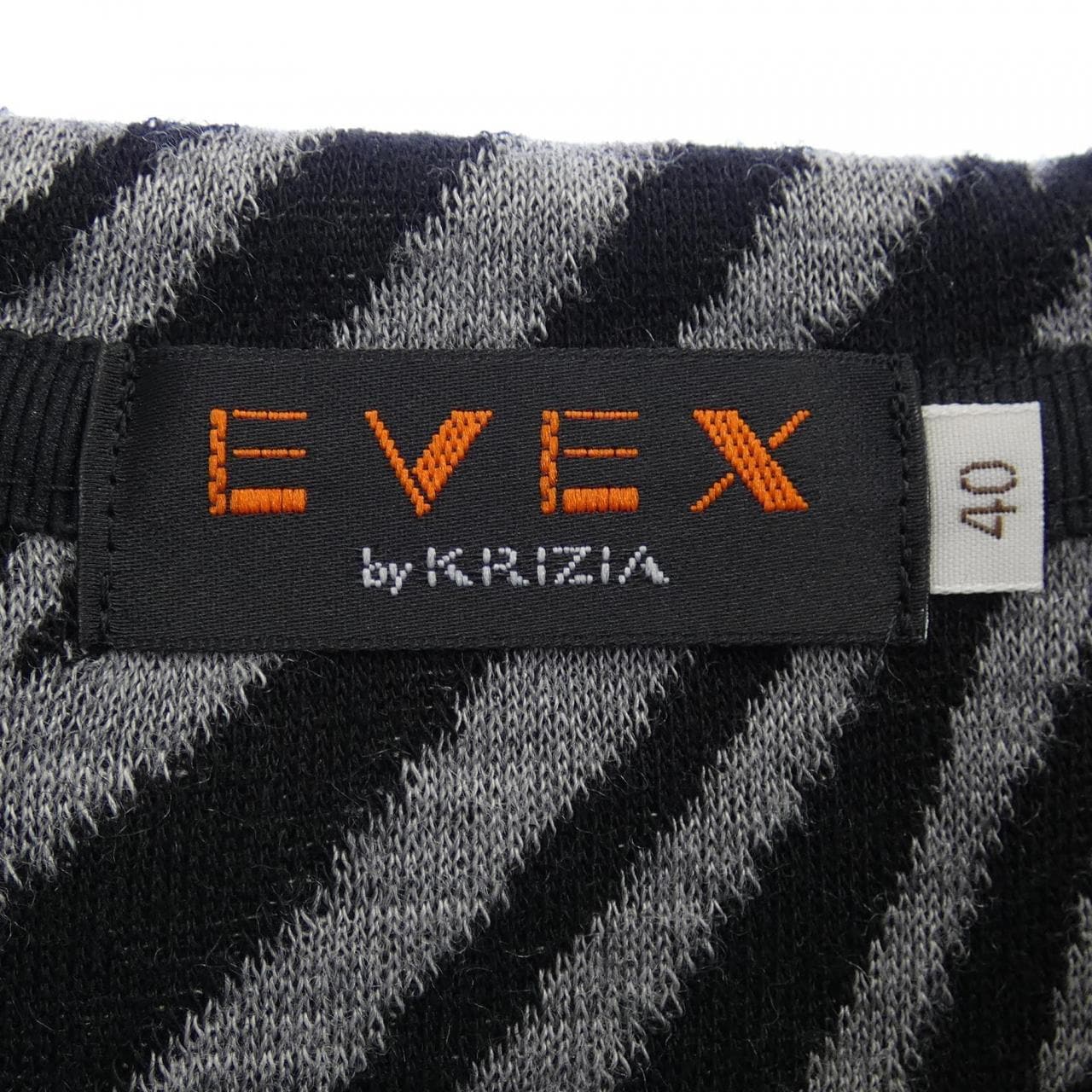 エヴェックスバイクリツィア EVEX BY KRIZIA カーディガン