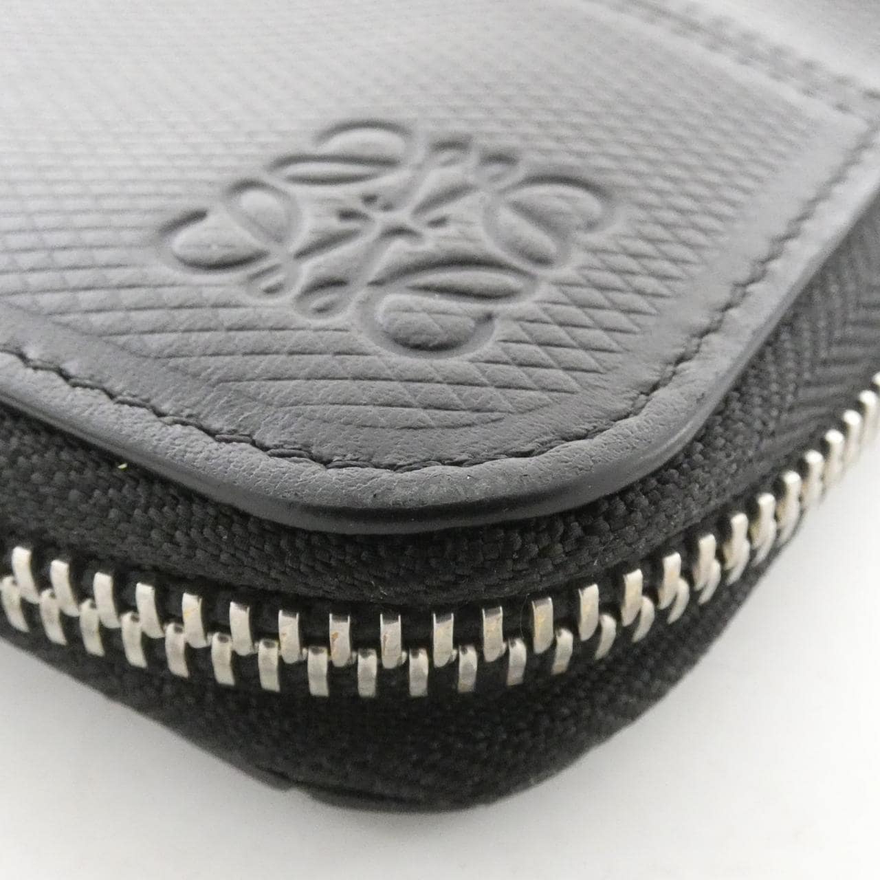 ロエベ パズルエッジ C510U46X06 財布