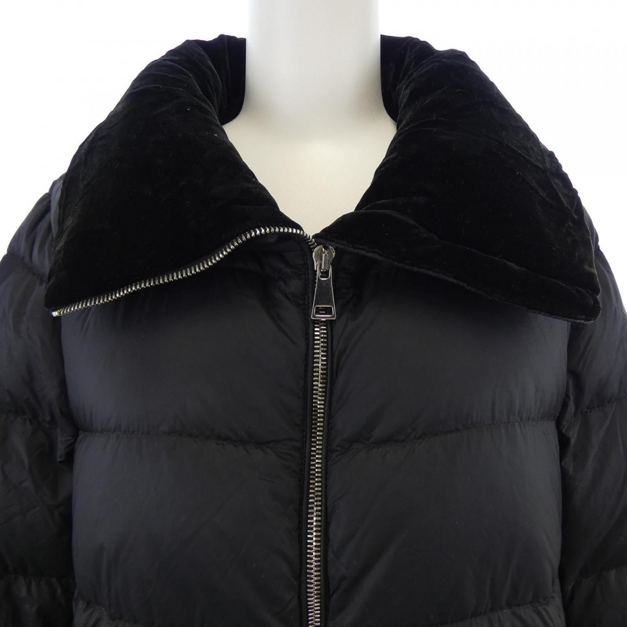 モンクレール MONCLER TORCOL ダウンジャケット