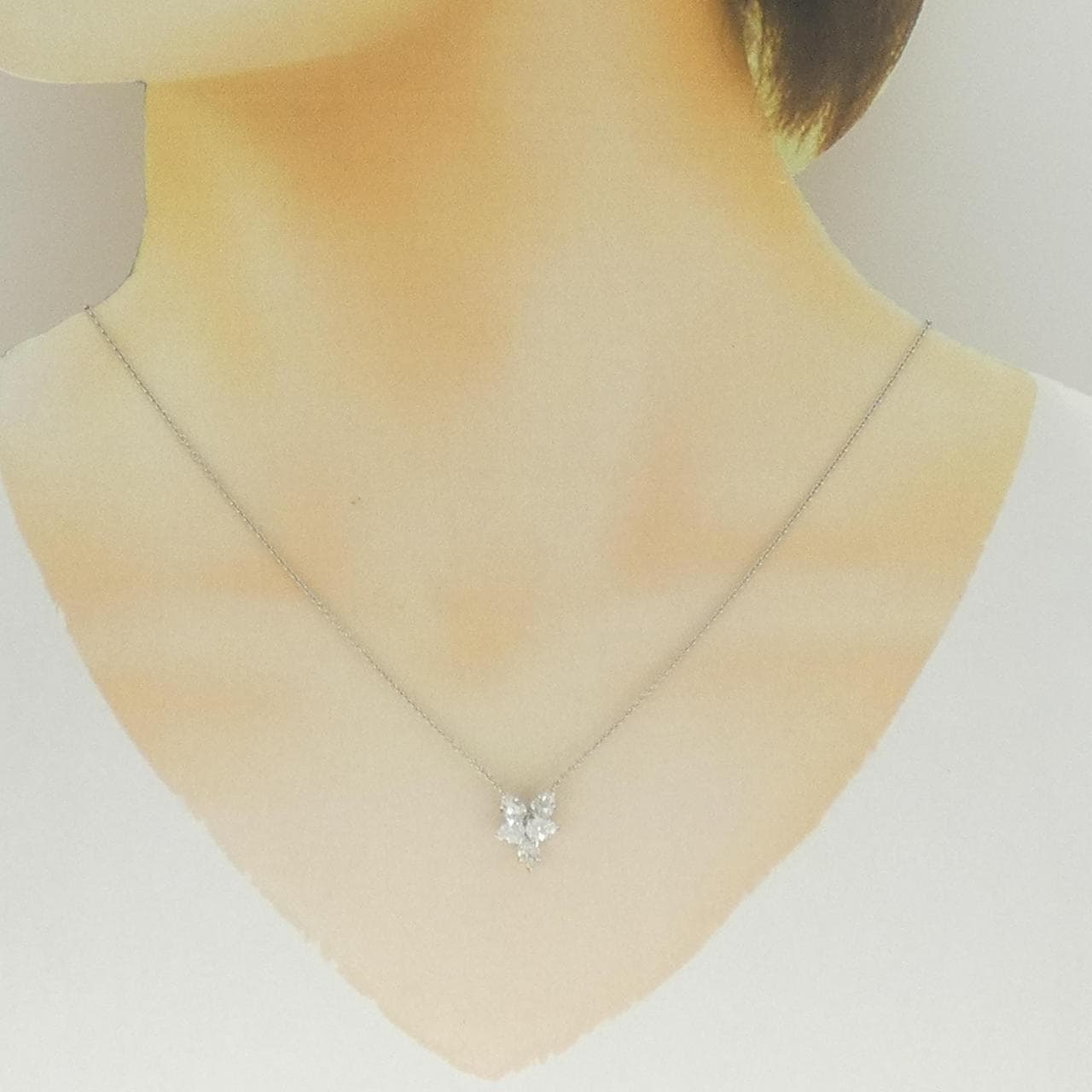 ハリーウィンストン ウィンストン クラスター スモール ネックレス